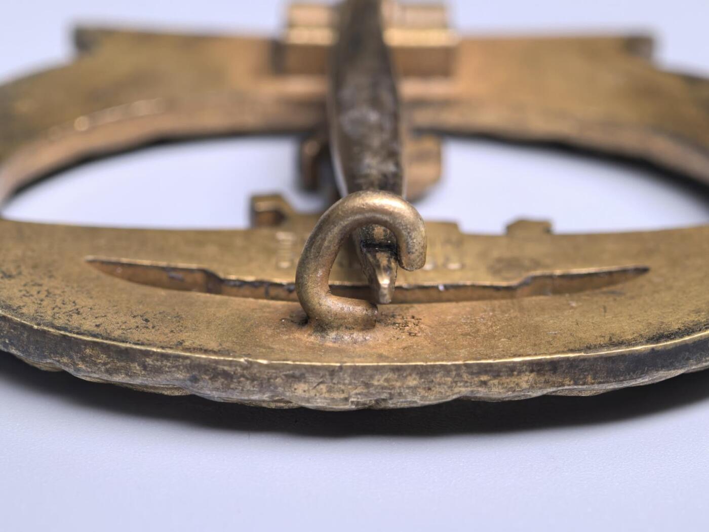 小驴勋章奖章收藏3月7日周六晚六点拍卖（珍爱和平，收藏战争，铭记历史，勿忘国耻，忠党爱国。有偿代拍，送拍规则在简介最后，参拍须阅读规则后再参拍，关系到运费包装发货时效真假辨别等关键信息，拍卖时不再发原图，看大图店主微信码在拍卖店铺介绍里） 工艺品 海军U艇奖章 非原品