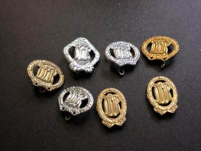 （不断上新中，开春初拍流量差 欢迎转发有佣金红包）云宸嘉赏-勋臻精藏⭐️年后精品专拍场次🎖 - 民主德国体育体能章一组 均早期版本