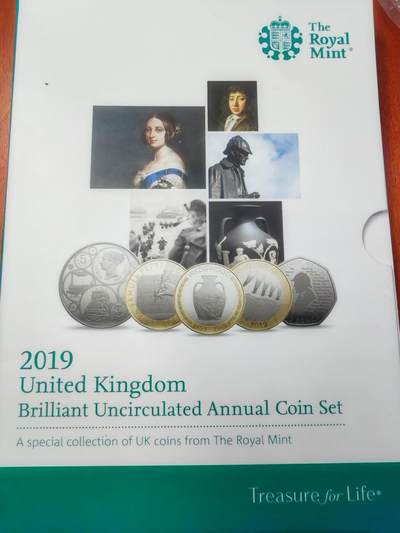 长老汇马年精选第七场拍卖 -  2019英国13枚普制套币卡装（2）