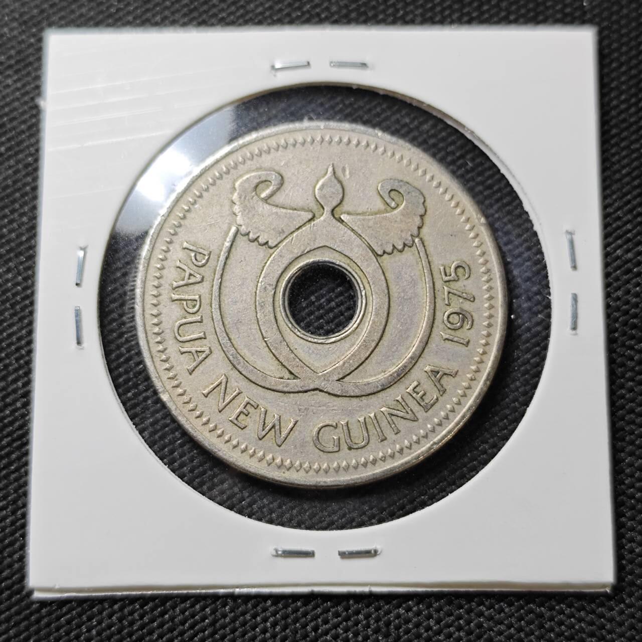 KK钱币收藏小铺   第401期 2月预留时间 周末发货  巴布内亚新几内亚1基纳