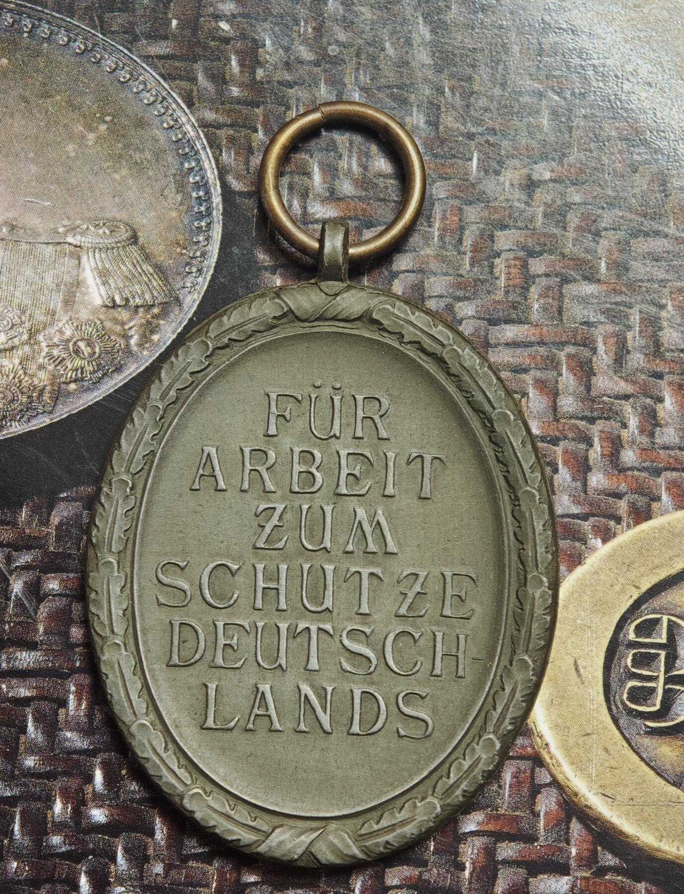 2026年3月捡漏拍 二战德国西线防御奖章