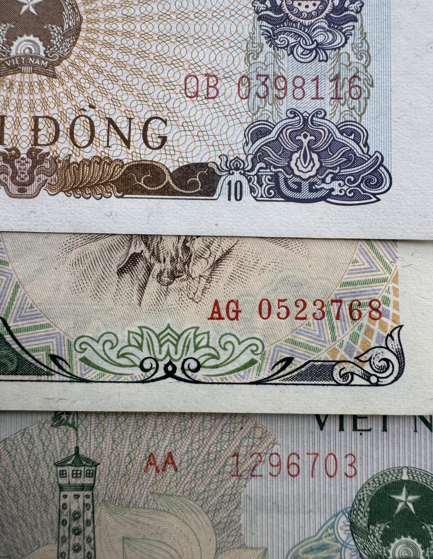 2026第4场（总第231期）：精品测试钞、外钞综合场  越南1976-85年版5、10、50盾一组3枚UNC（全新微瑕）5盾为AA冠