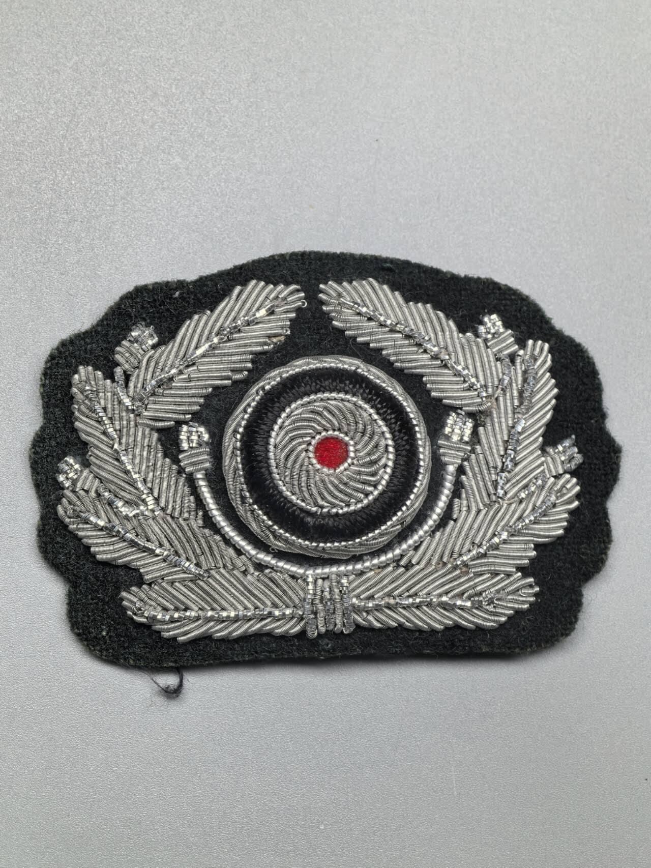 小驴勋章奖章收藏3月7日周六晚六点拍卖（珍爱和平，收藏战争，铭记历史，勿忘国耻，忠党爱国。有偿代拍，送拍规则在简介最后，参拍须阅读规则后再参拍，关系到运费包装发货时效真假辨别等关键信息，拍卖时不再发原图，看大图店主微信码在拍卖店铺介绍里） 工艺品 海军帽徽 非原品