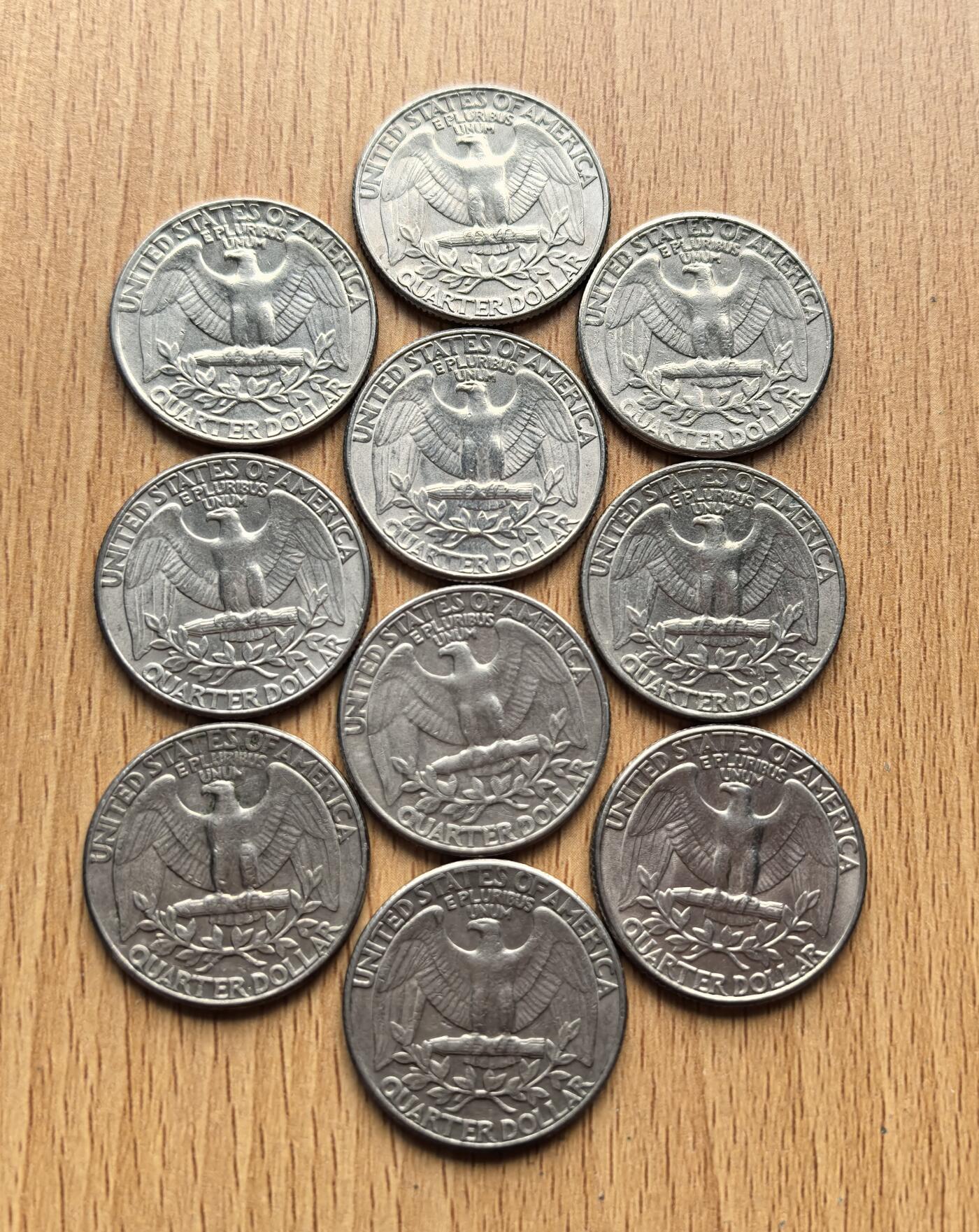 外国优质老铜币银币苏联纪念章，每周六晚九点倒数截拍，满百包邮可寄存，持续收拍