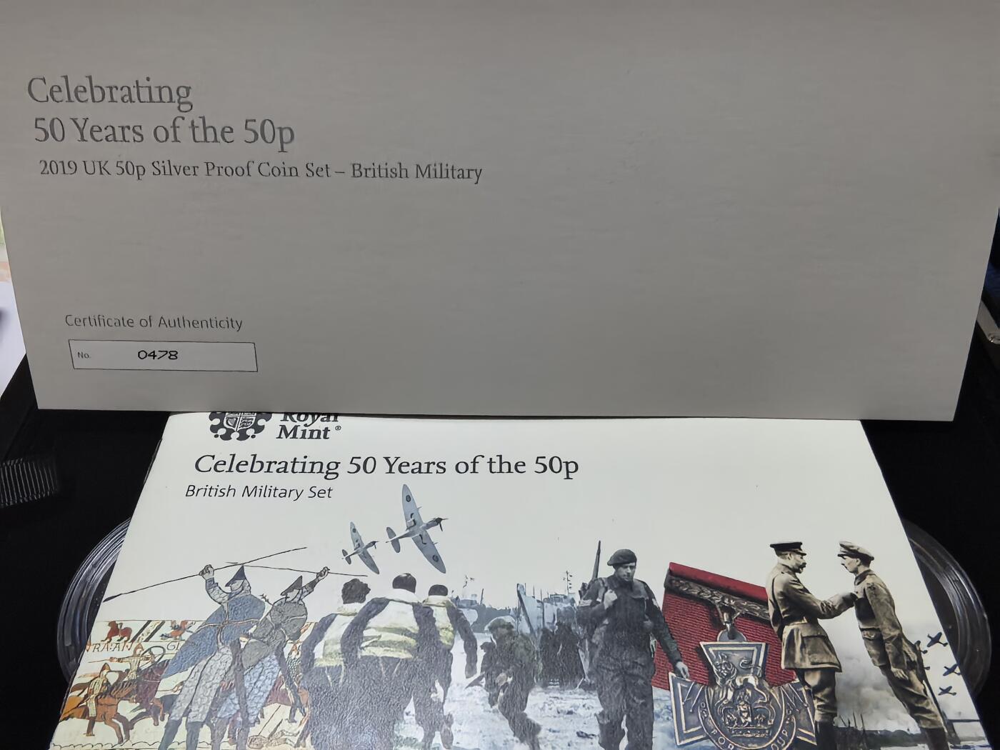 长老汇马年精选第七场拍卖 2019英国50便士发行50周年5枚精制银币套装，军事版版，钢琴烤漆木盒，1969套（2）