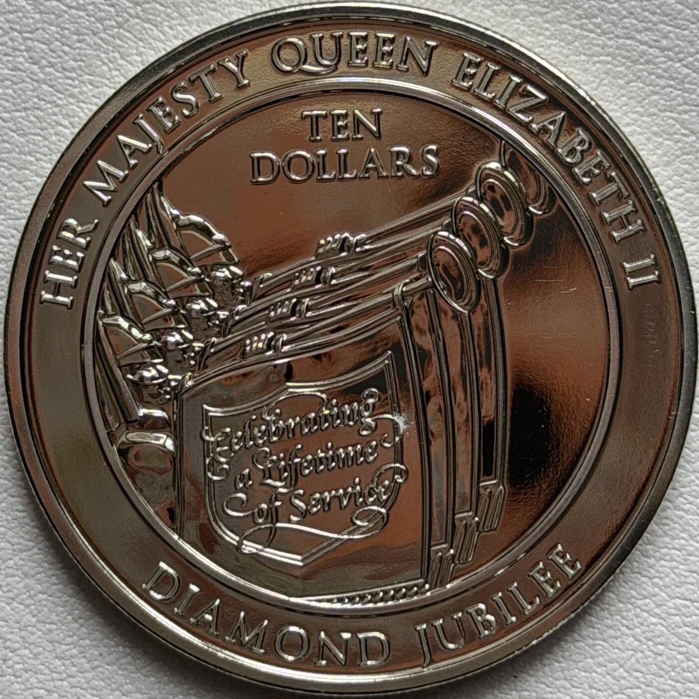 ＜星葵🌻钱币社＞硬币场·第71期·3月10日发货 斐济2012年女王登基60周年10元克朗型纪念币