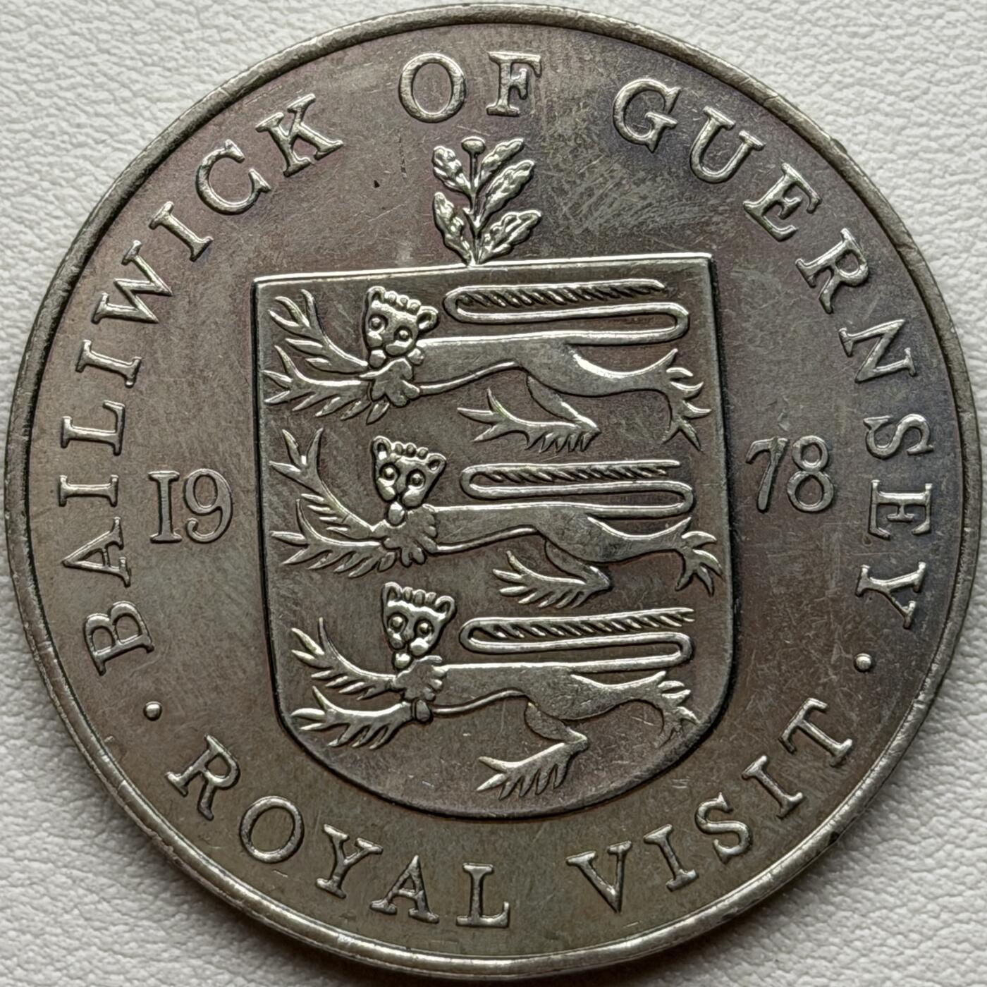 ＜星葵🌻钱币社＞硬币场·第71期·3月10日发货 根西岛1978年皇家访问25便士克朗型纪念币