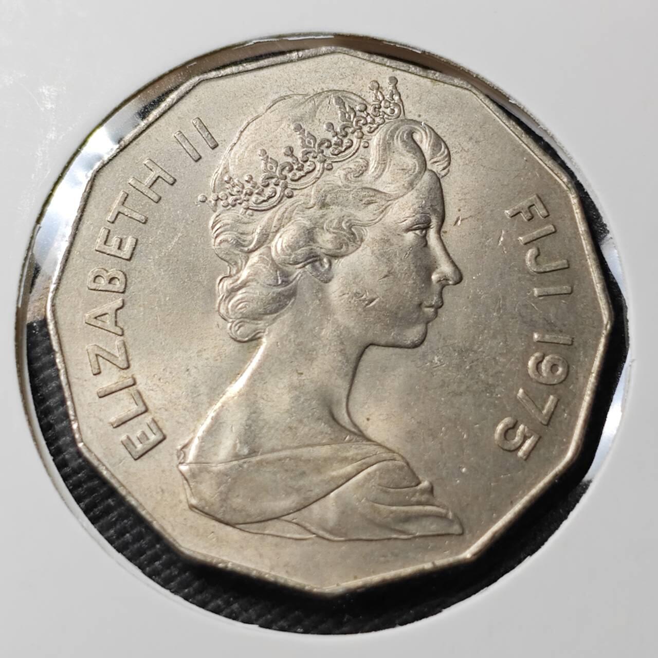 KK钱币收藏小铺   第402期 2月预留时间 周末发货  1975斐济50分 好品