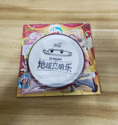 新人福利第一场（0佣收拍中...！！支持卡牌、盲盒各类潮玩） 卡游哆啦A梦地球交响乐吧唧一枚