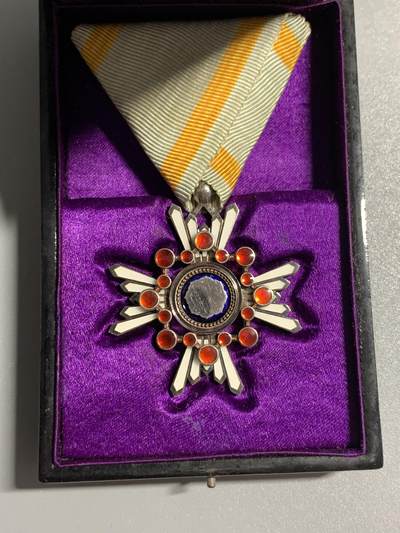 远东徽章小铺3月8日周日晚上9点结束 - 六等瑞宝