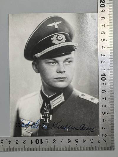 小驴勋章奖章收藏3月7日周六晚六点拍卖（珍爱和平，收藏战争，铭记历史，勿忘国耻，忠党爱国。有偿代拍，送拍规则在简介最后，参拍须阅读规则后再参拍，关系到运费包装发货时效真假辨别等关键信息，拍卖时不再发原图，看大图店主微信码在拍卖店铺介绍里） - 得三骑士铁十字勋章获得者诺尔曼中尉战后签名照