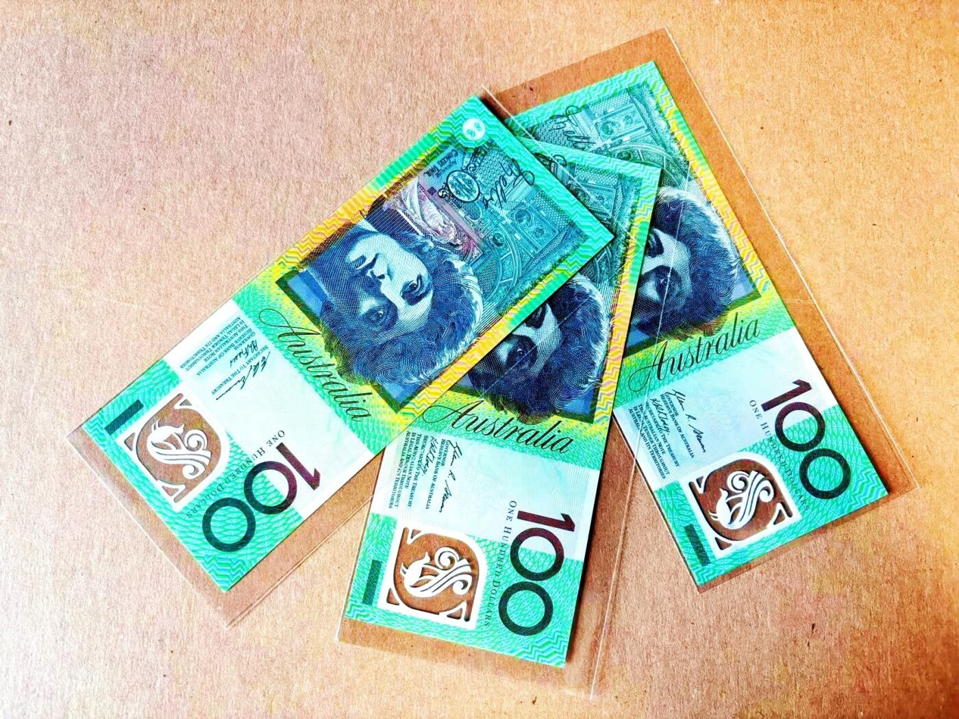  【Blue Auction】世界纸币精拍第791期——18级TOP拍卖/信誉/品质/专业/高效💫 【一组3张AA冠 含无47】澳大利亚100元 全新UNC