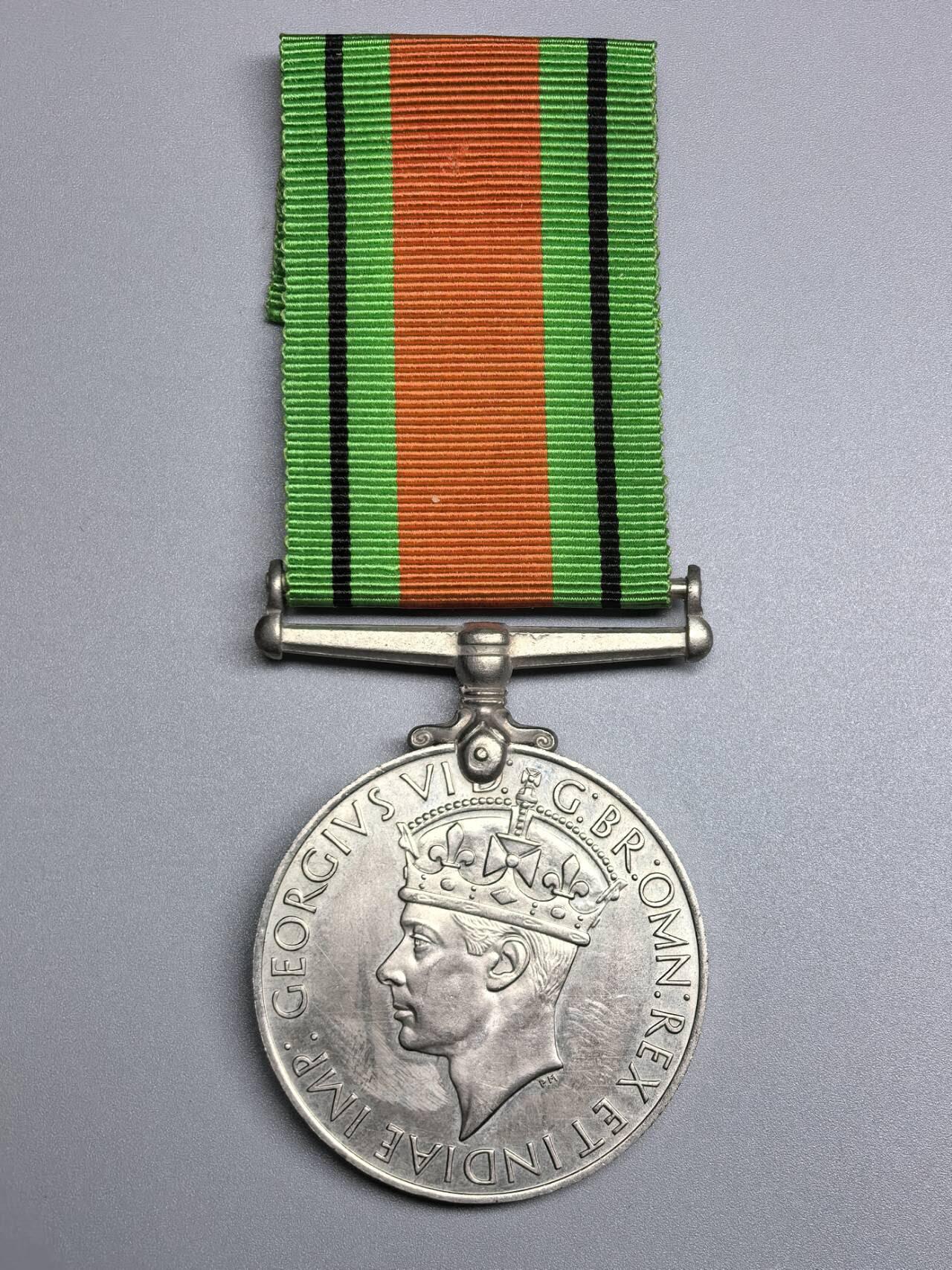 小驴勋章奖章收藏3月7日周六晚六点拍卖（珍爱和平，收藏战争，铭记历史，勿忘国耻，忠党爱国。有偿代拍，送拍规则在简介最后，参拍须阅读规则后再参拍，关系到运费包装发货时效真假辨别等关键信息，拍卖时不再发原图，看大图店主微信码在拍卖店铺介绍里）