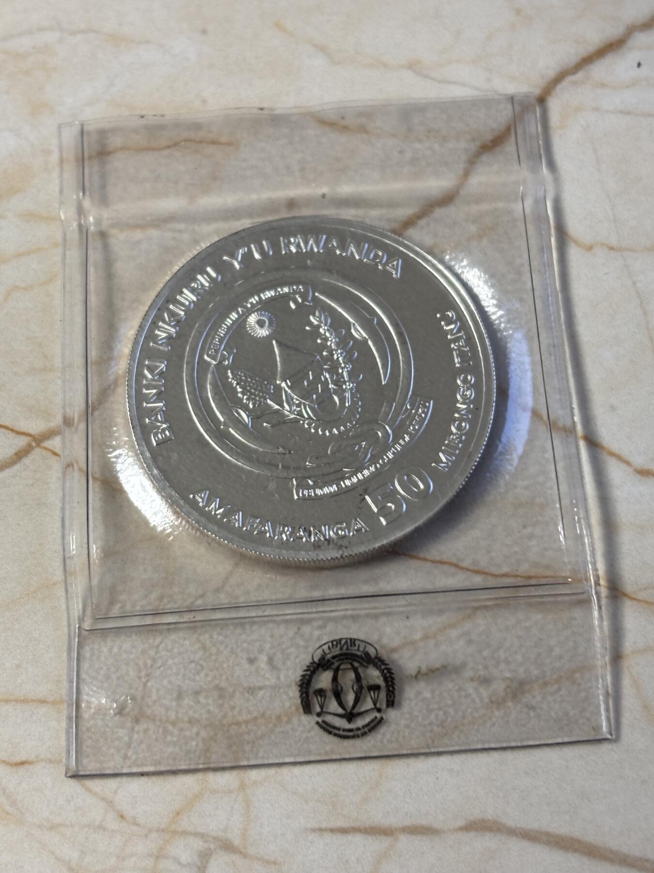 第192期拍卖 卢旺达2014年非洲野生动物系列7黑斑羚1盎司银币，999银