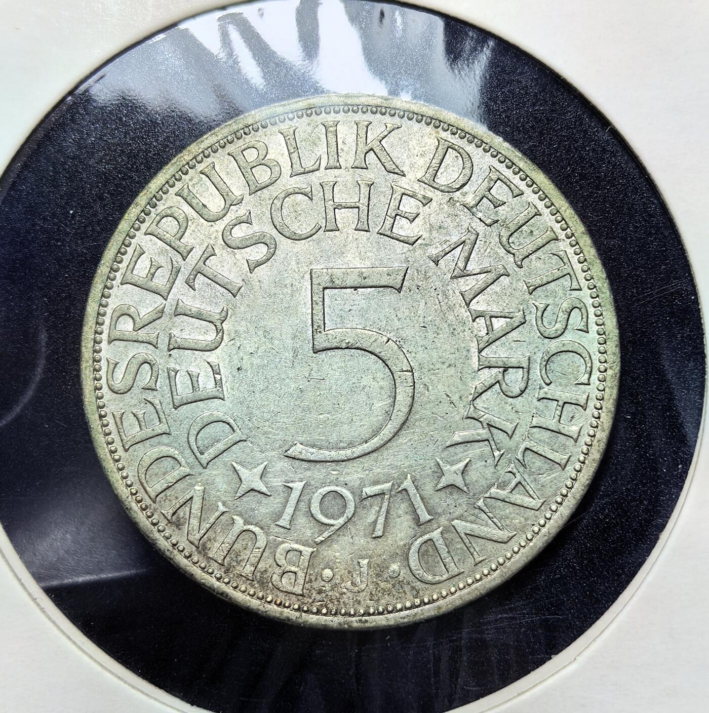 外国优质老铜币银币苏联纪念章，每周六晚九点倒数截拍，满百包邮可寄存，持续收拍 西德1971年5马克银币11.2克625银纯银价150元，正面为联邦德国国徽雄鹰，由汉堡造币厂（J 标记）铸造，是战后德国经济奇迹的货币见证，流通至 2002 年欧元启用后退出。