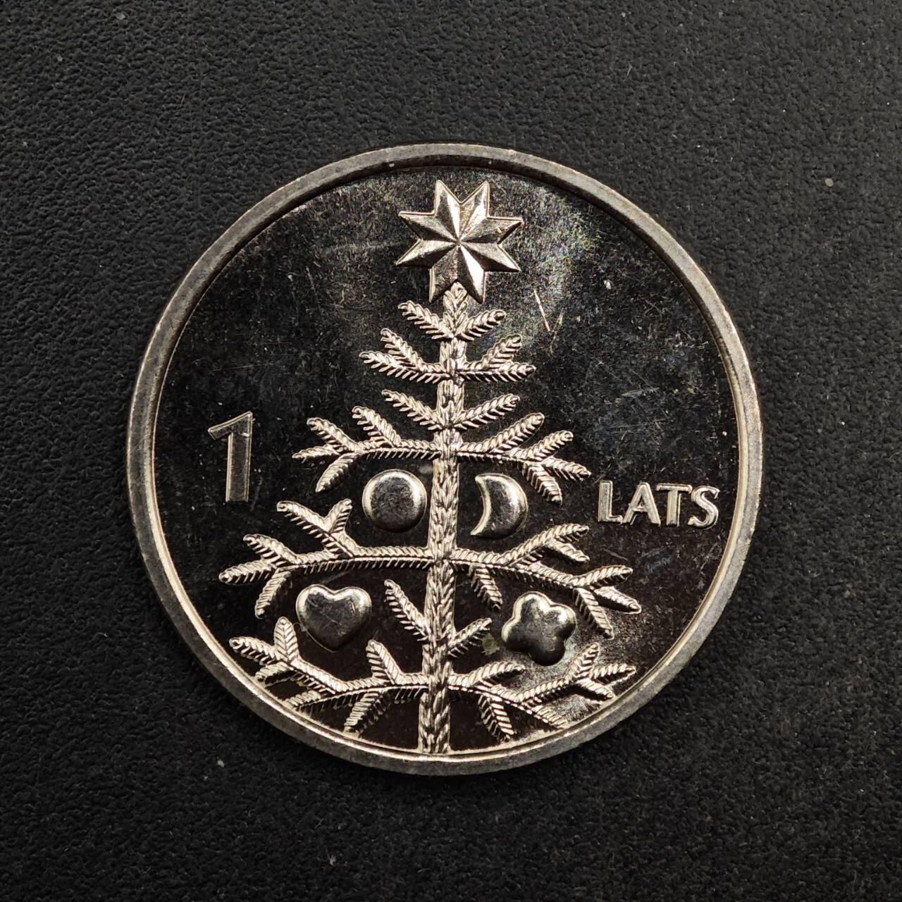 【淘币小摊】实时拍第八百七十七拍   散币场    每周一统一发货 拉脱维亚2009年1拉特圣诞树纪念币