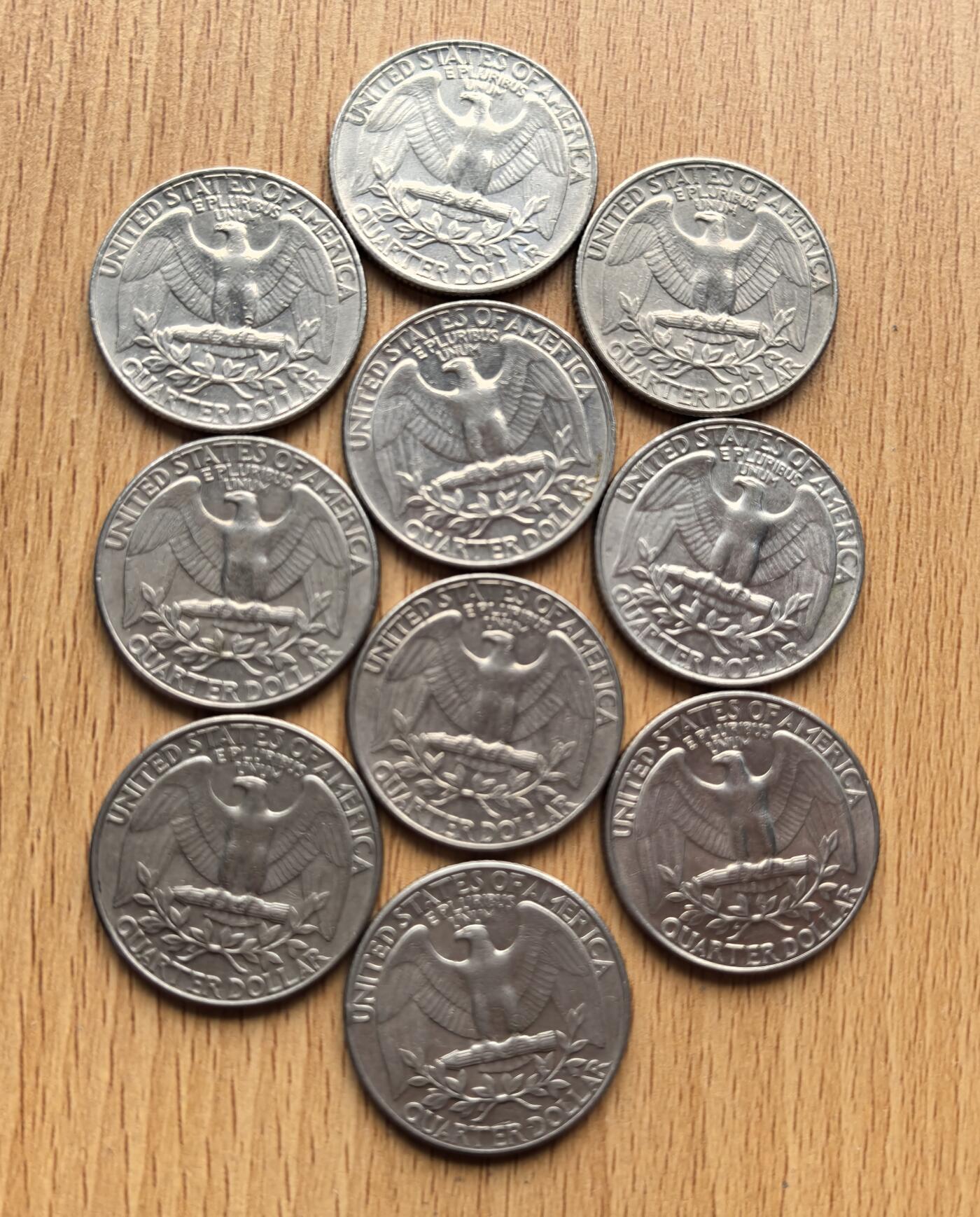 外国优质老铜币银币苏联纪念章，每周六晚九点倒数截拍，满百包邮可寄存，持续收拍