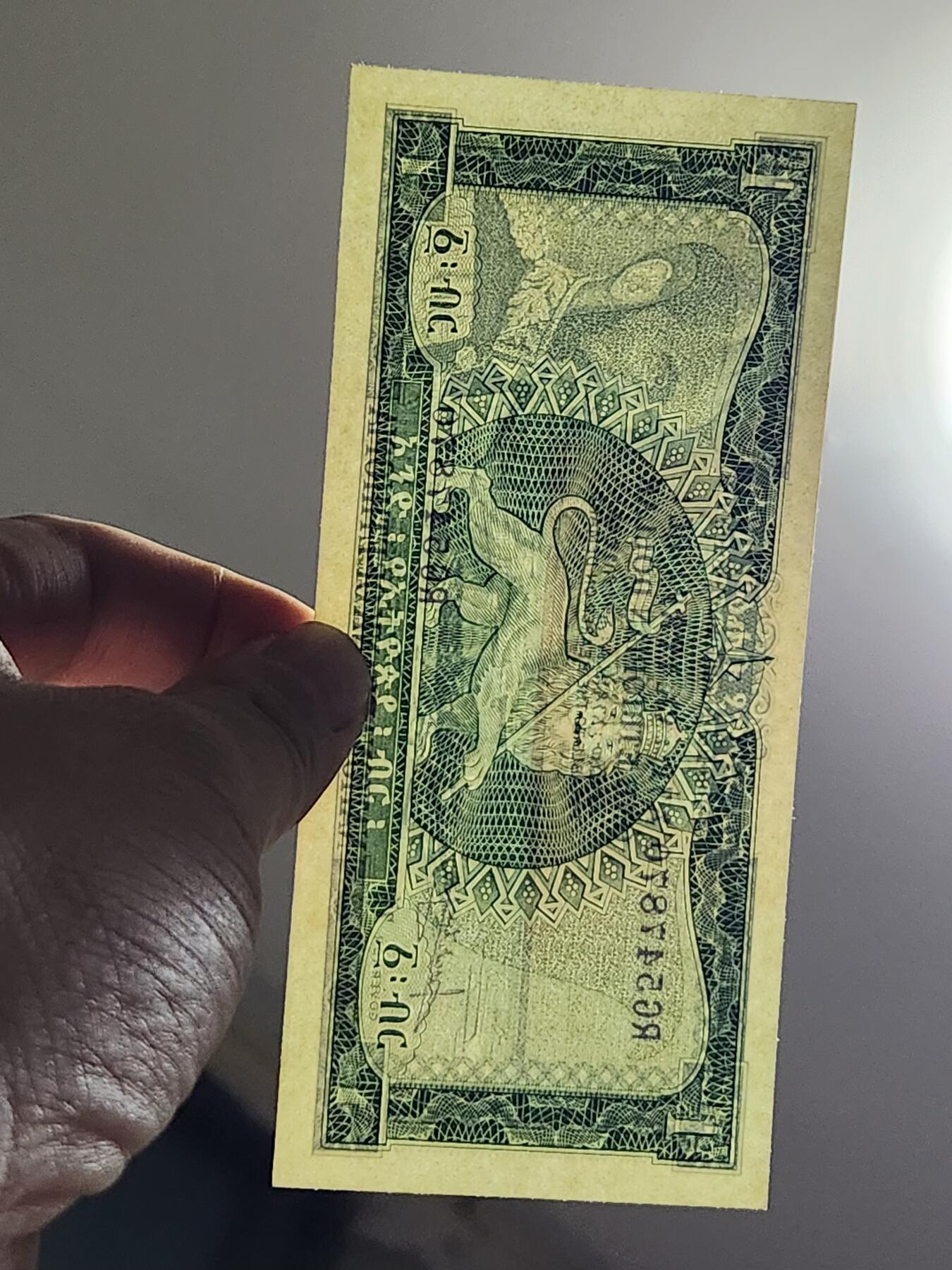 3月6号晚上8点 外国纸币自动截拍第35场