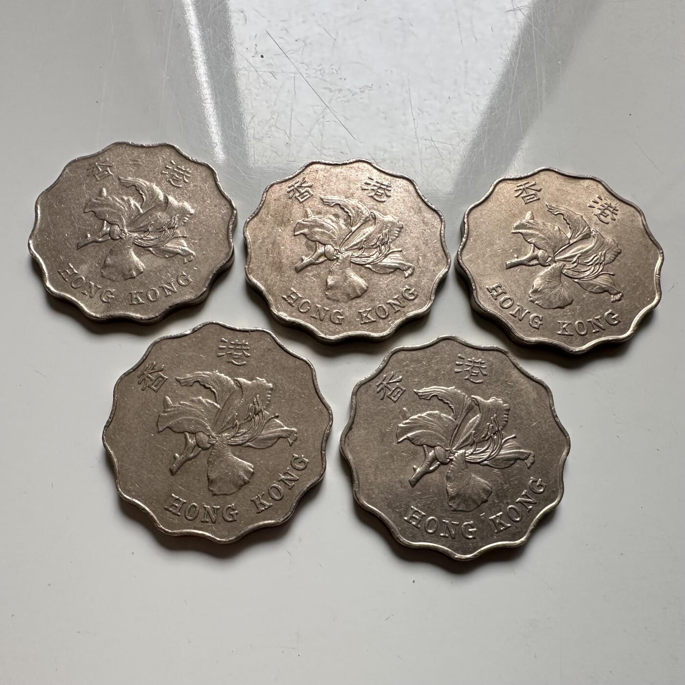 🌹外币初藏🌹🐯2026年第25场  每周二四六晚8️⃣点 接代拍 紫荆花¥2 五枚