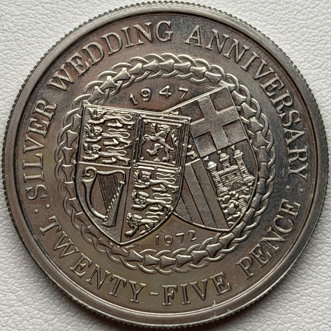 ＜星葵🌻钱币社＞硬币场·第71期·3月10日发货 马恩岛1972年女王结婚25周年25便士盒装克朗型纪念币