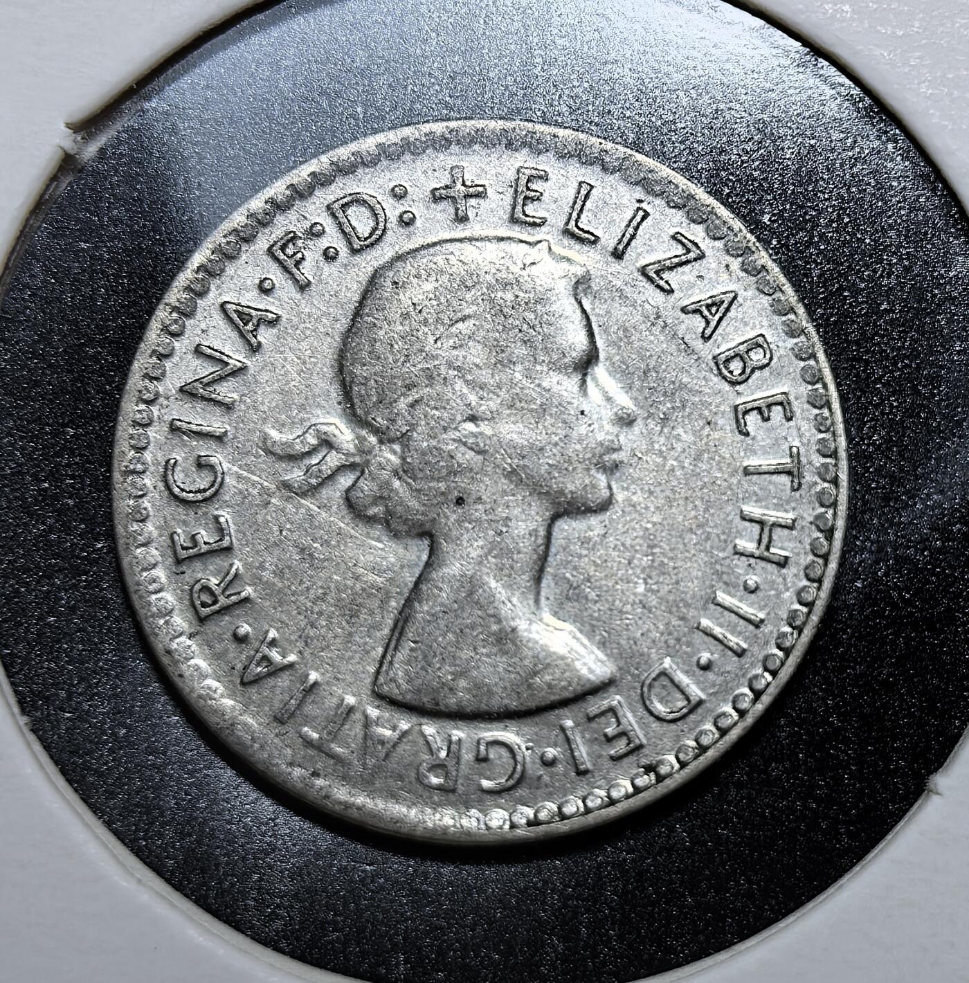 外国优质老铜币银币苏联纪念章，每周六晚九点倒数截拍，满百包邮可寄存，持续收拍