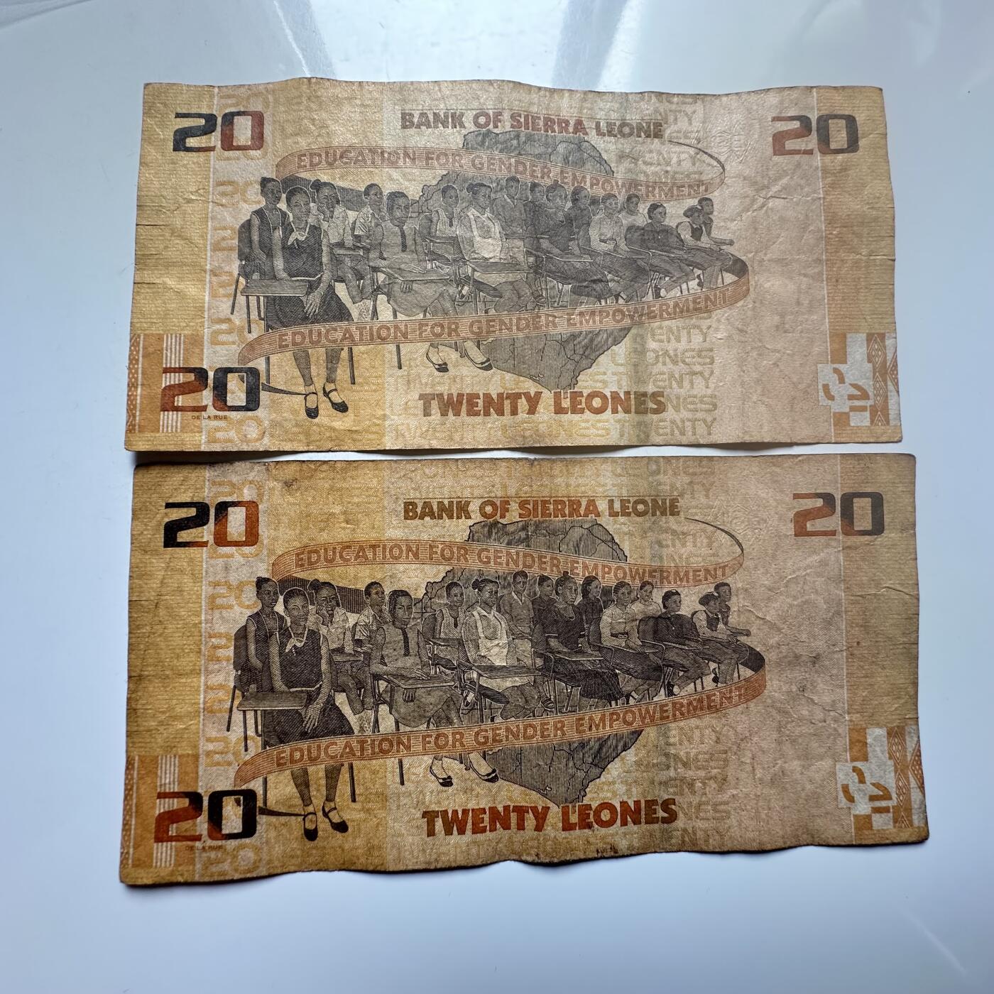 🌹外币初藏🌹🐯2026年第25场  每周二四六晚8️⃣点 接代拍 塞拉利昂2022年20利昂 2张--8