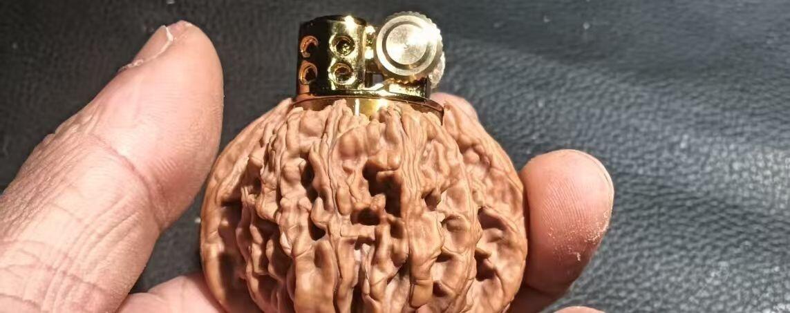 核桃创意煤油打火机