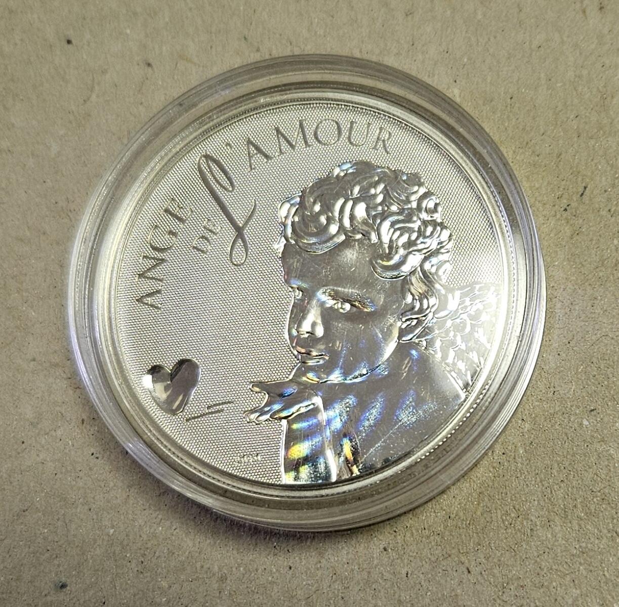 【币将精彩】世界钱币拍卖（2026-3-25） 喀麦隆2010年爱心天使幻彩银币25克发行2500枚