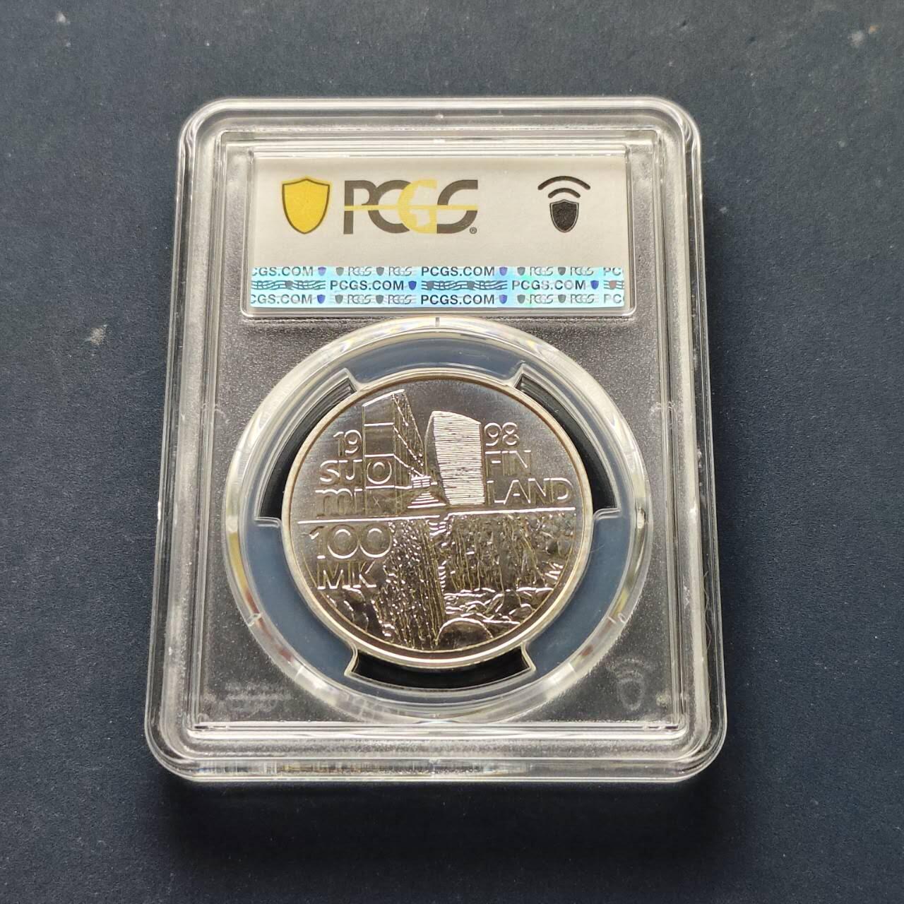 【全场包邮】纯粹捡漏拍509场 【收藏级】芬兰1998年100马克建筑师阿尔瓦·阿阿尔托百岁诞辰纪念银币【34.5毫米22克92.5%】-PCGS MS67（更高分仅2枚）