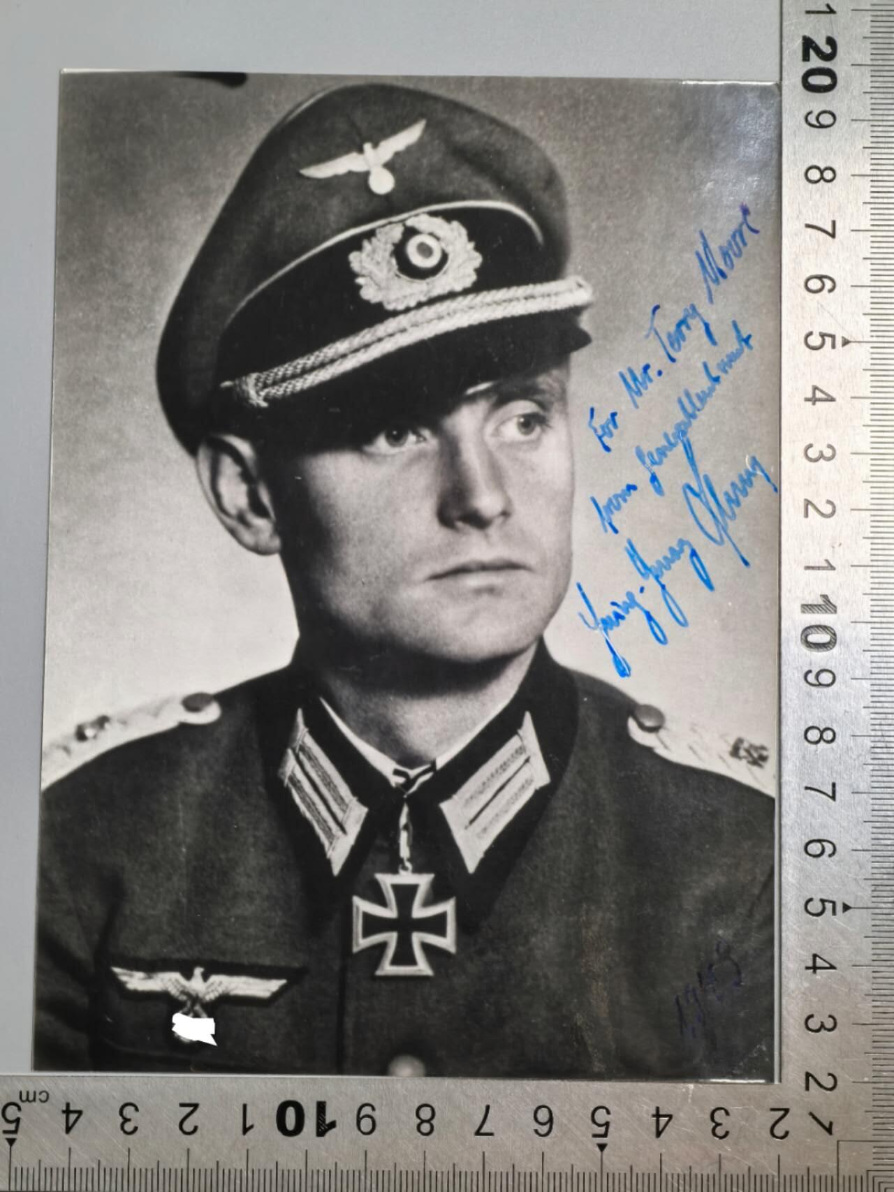 小驴勋章奖章收藏3月7日周六晚六点拍卖（珍爱和平，收藏战争，铭记历史，勿忘国耻，忠党爱国。有偿代拍，送拍规则在简介最后，参拍须阅读规则后再参拍，关系到运费包装发货时效真假辨别等关键信息，拍卖时不再发原图，看大图店主微信码在拍卖店铺介绍里） 得三骑士铁十字勋章获得者莱姆上校战后签名照