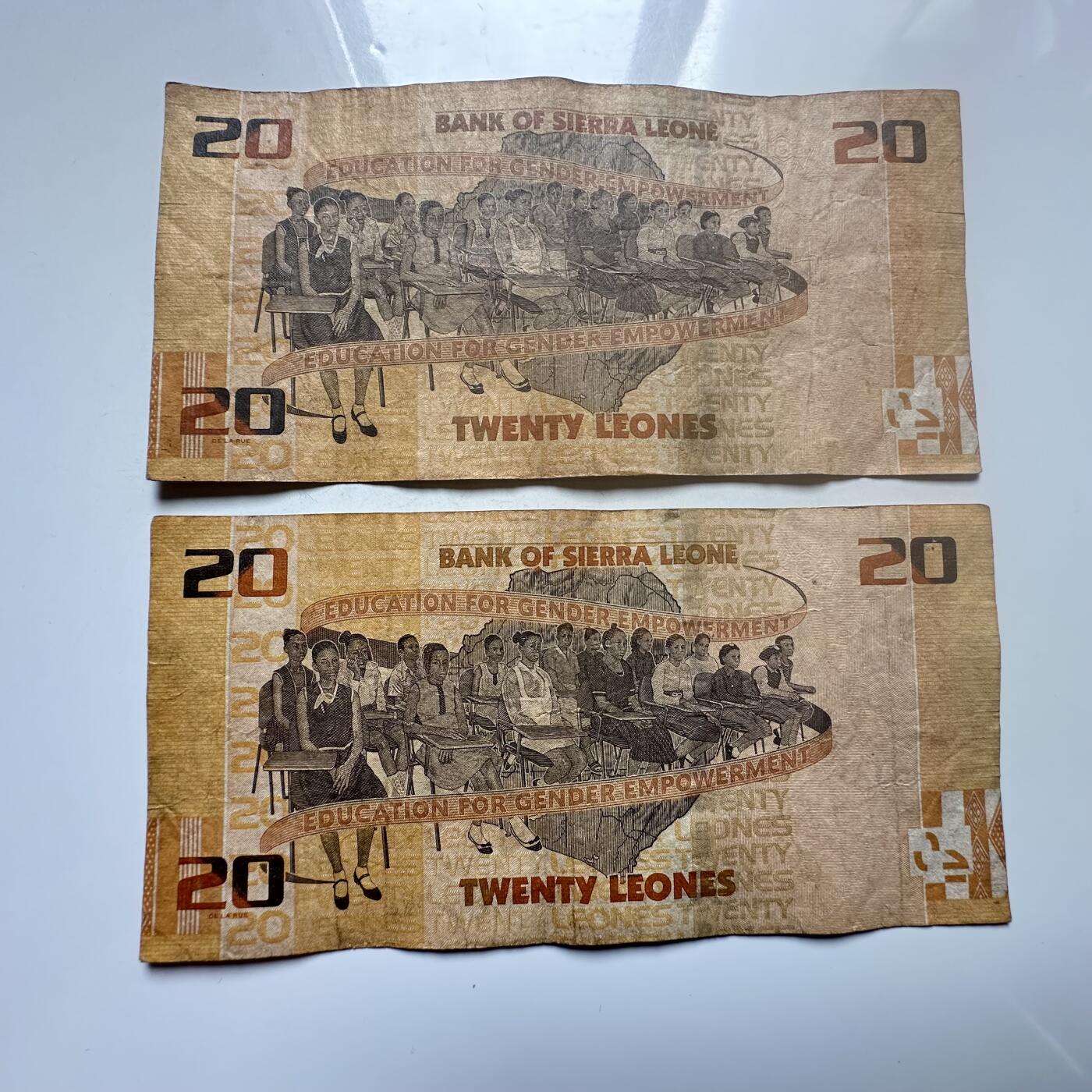 🌹外币初藏🌹🐯2026年第25场  每周二四六晚8️⃣点 接代拍 塞拉利昂2022年20利昂 2张--7