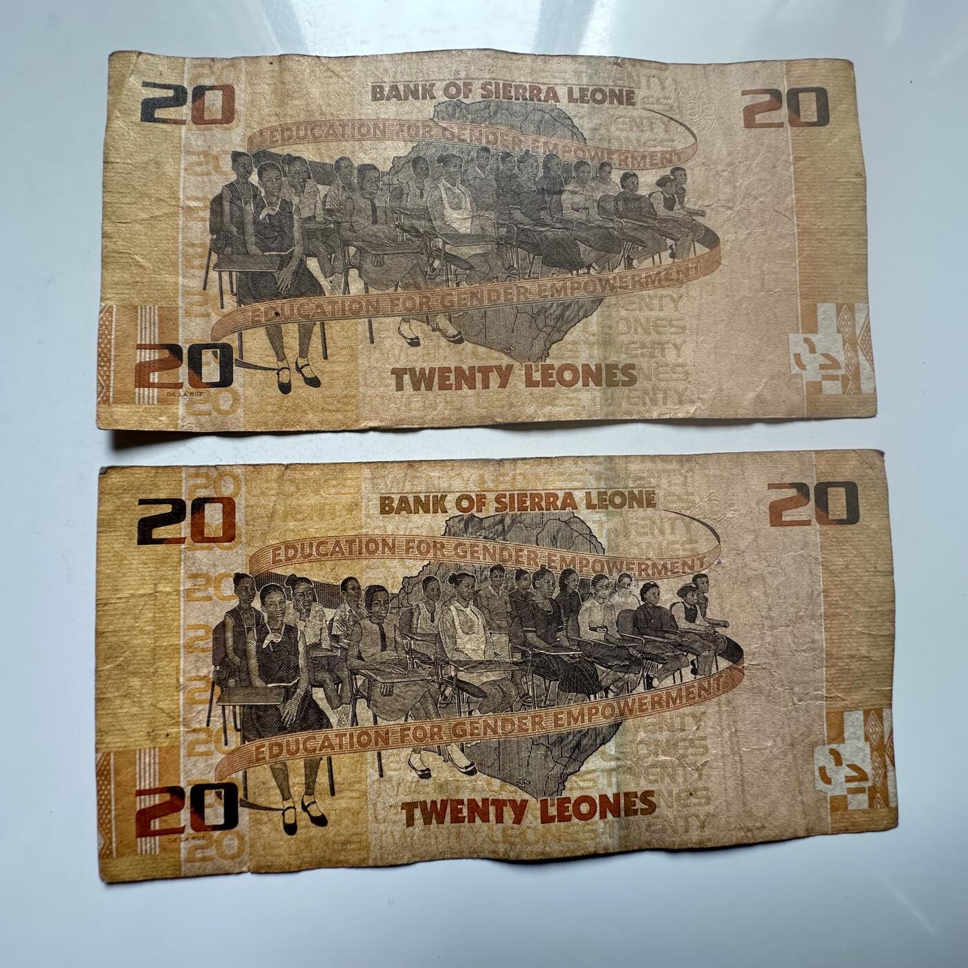 🌹外币初藏🌹🐯2026年第25场  每周二四六晚8️⃣点 接代拍 塞拉利昂2022年20利昂 2张--11