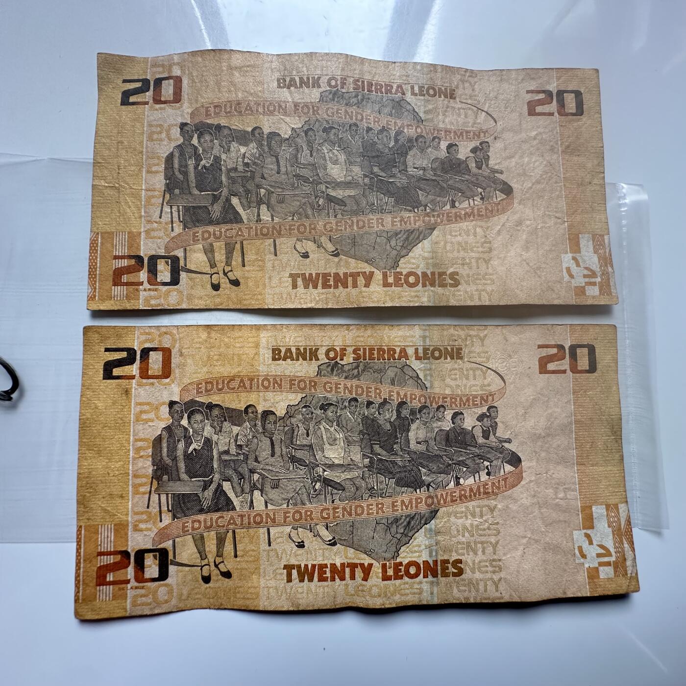 🌹外币初藏🌹🐯2026年第25场  每周二四六晚8️⃣点 接代拍 塞拉利昂2022年20利昂 2张--6