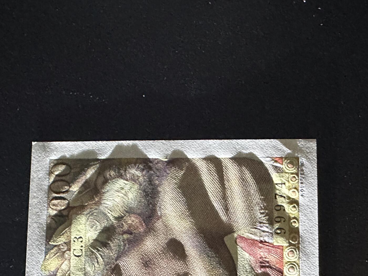 《外钞收藏家》第六百一十五期（畅拍场）（长期征集拍品、欢迎藏友们联系合作） 1964年圣皮埃尔和密克隆20新法郎（1000法郎加盖） UNC- 两个角有瑕疵