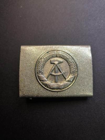 （不断上新中，开春初拍流量差 欢迎转发有佣金红包）云宸嘉赏-勋臻精藏⭐️年后精品专拍场次🎖 - 民主德国人民军腰带扣