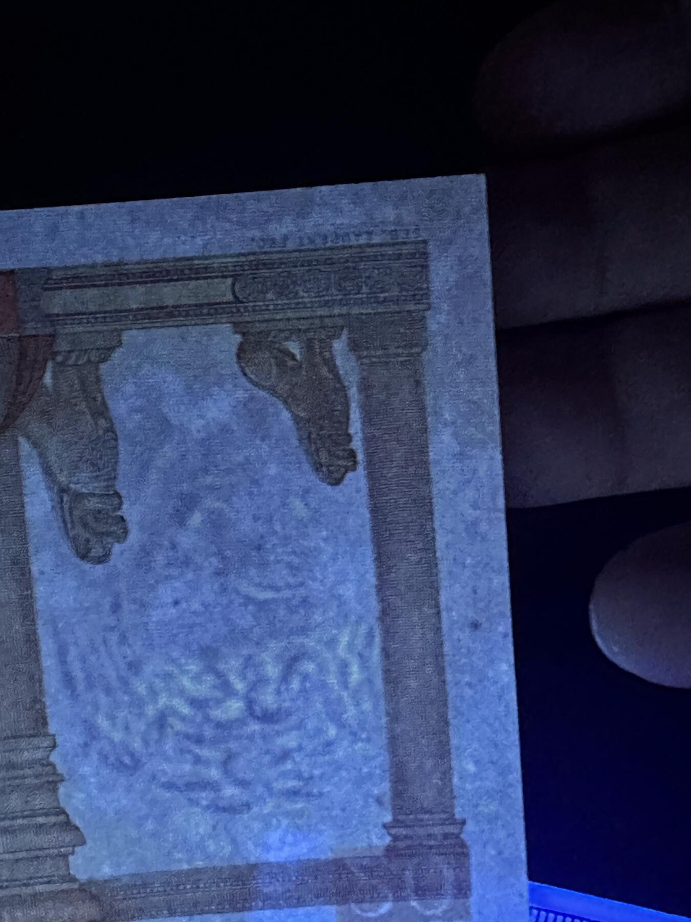 《外钞收藏家》第六百一十五期（畅拍场）（长期征集拍品、欢迎藏友们联系合作） 1949年法属印支20皮阿斯特 AU品相