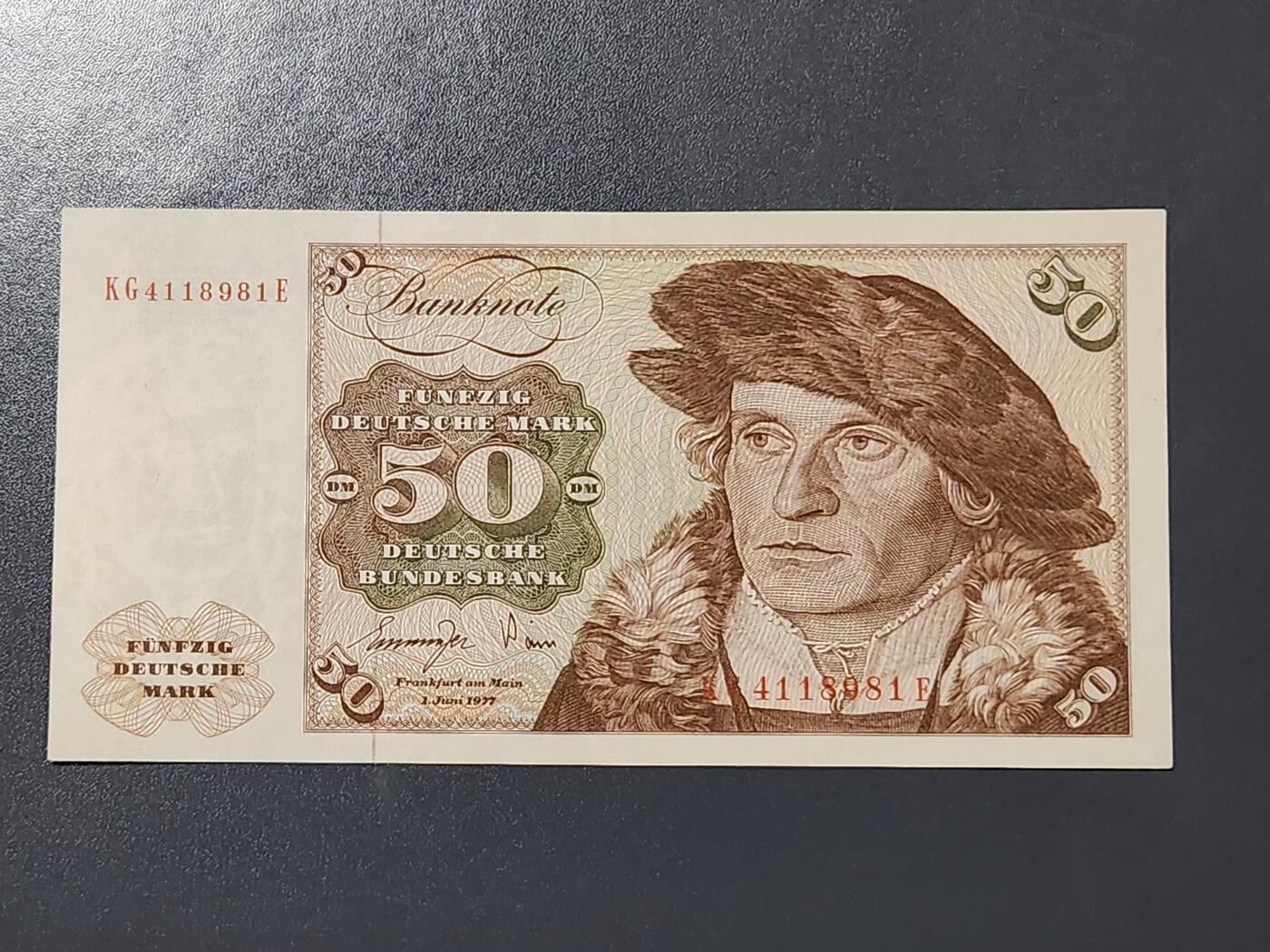 3月6号晚上8点 外国纸币自动截拍第35场 稀少年份1977德国50马克极美品