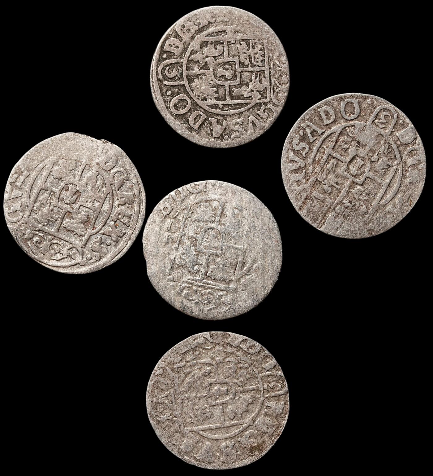 修遠堂世界钱币第106期，请看参拍说明 1633-1635年瑞典占领埃尔宾1/24泰勒银币5枚，总重4.67g