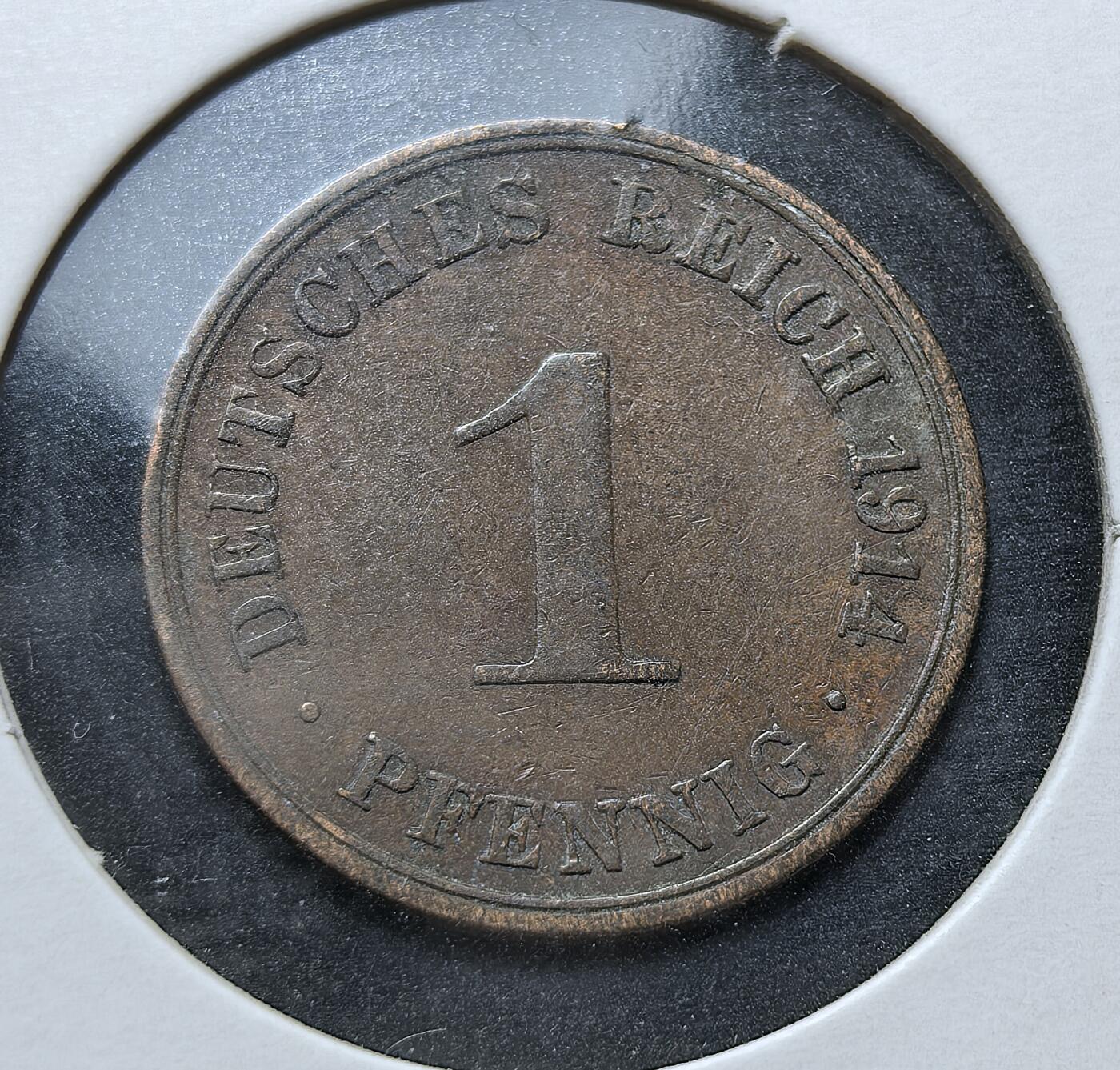 外国优质老铜币银币苏联纪念章，每周六晚九点倒数截拍，满百包邮可寄存，持续收拍 德意志帝国1914年1芬尼A版，属威廉二世时期流通币。正面铸帝国鹰徽，背面标面值与年份，材质为铜。发行时正值一战爆发，后因战争物资紧缺，铜质芬尼逐步被贱金属币取代，见证帝国由盛转衰。