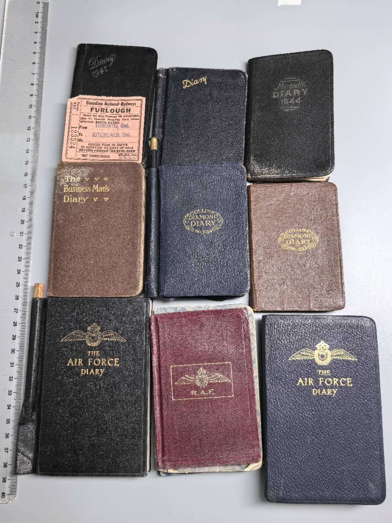 小驴勋章奖章收藏3月7日周六晚六点拍卖（珍爱和平，收藏战争，铭记历史，勿忘国耻，忠党爱国。有偿代拍，送拍规则在简介最后，参拍须阅读规则后再参拍，关系到运费包装发货时效真假辨别等关键信息，拍卖时不再发原图，看大图店主微信码在拍卖店铺介绍里）