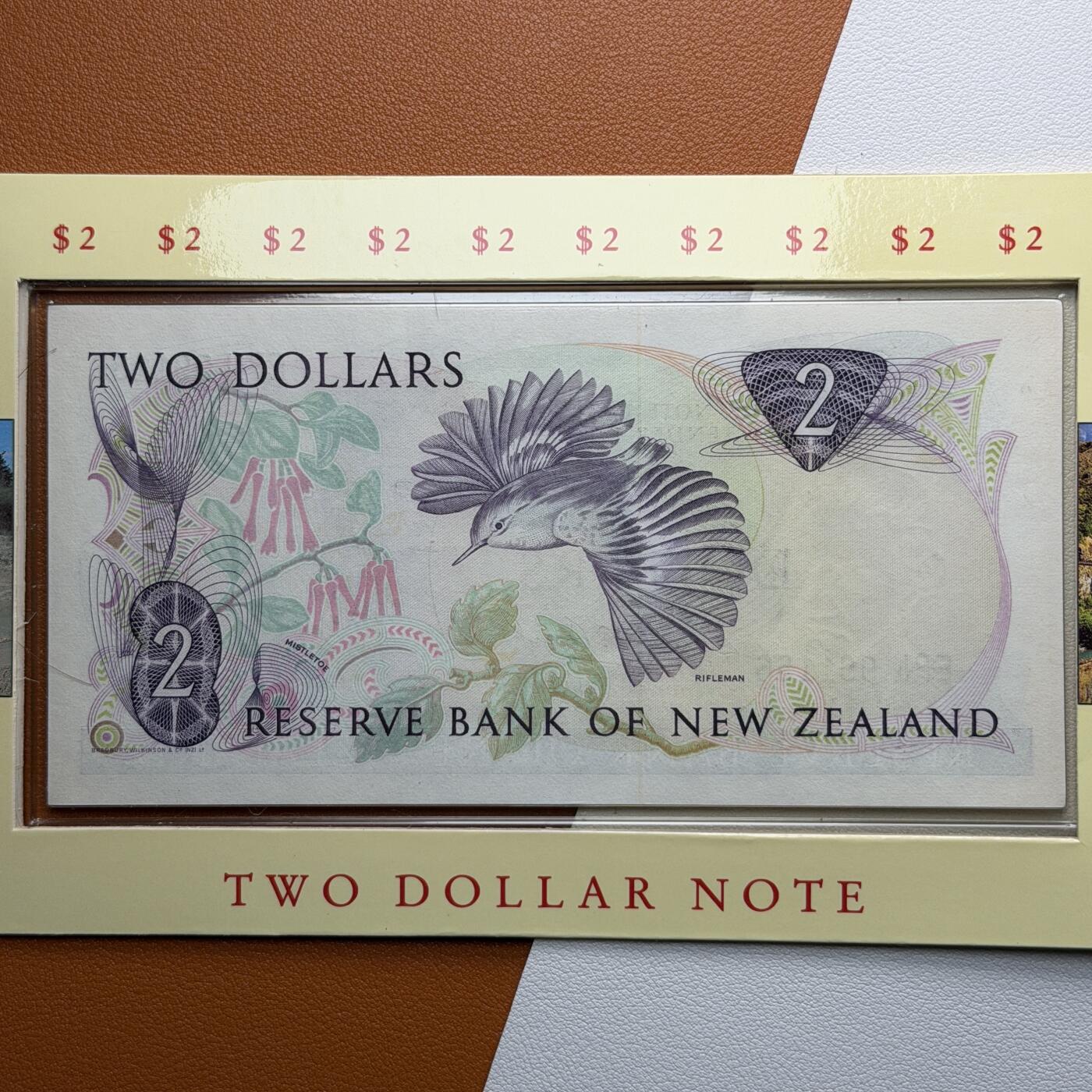 ＜星葵🌻钱币社＞硬币场·第71期·3月10日发货 新西兰1990年1元、2元硬币纸币套装〈纸币同号〉