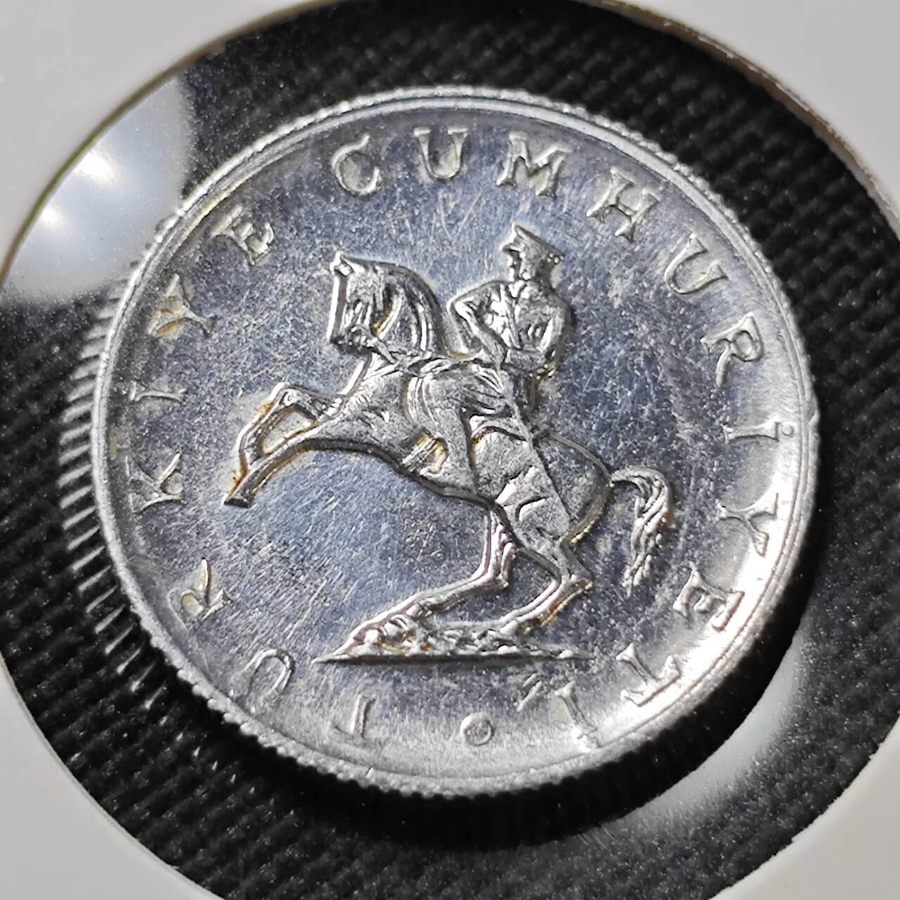 KK钱币收藏小铺   第401期 2月预留时间 周末发货  1983土耳其5里拉