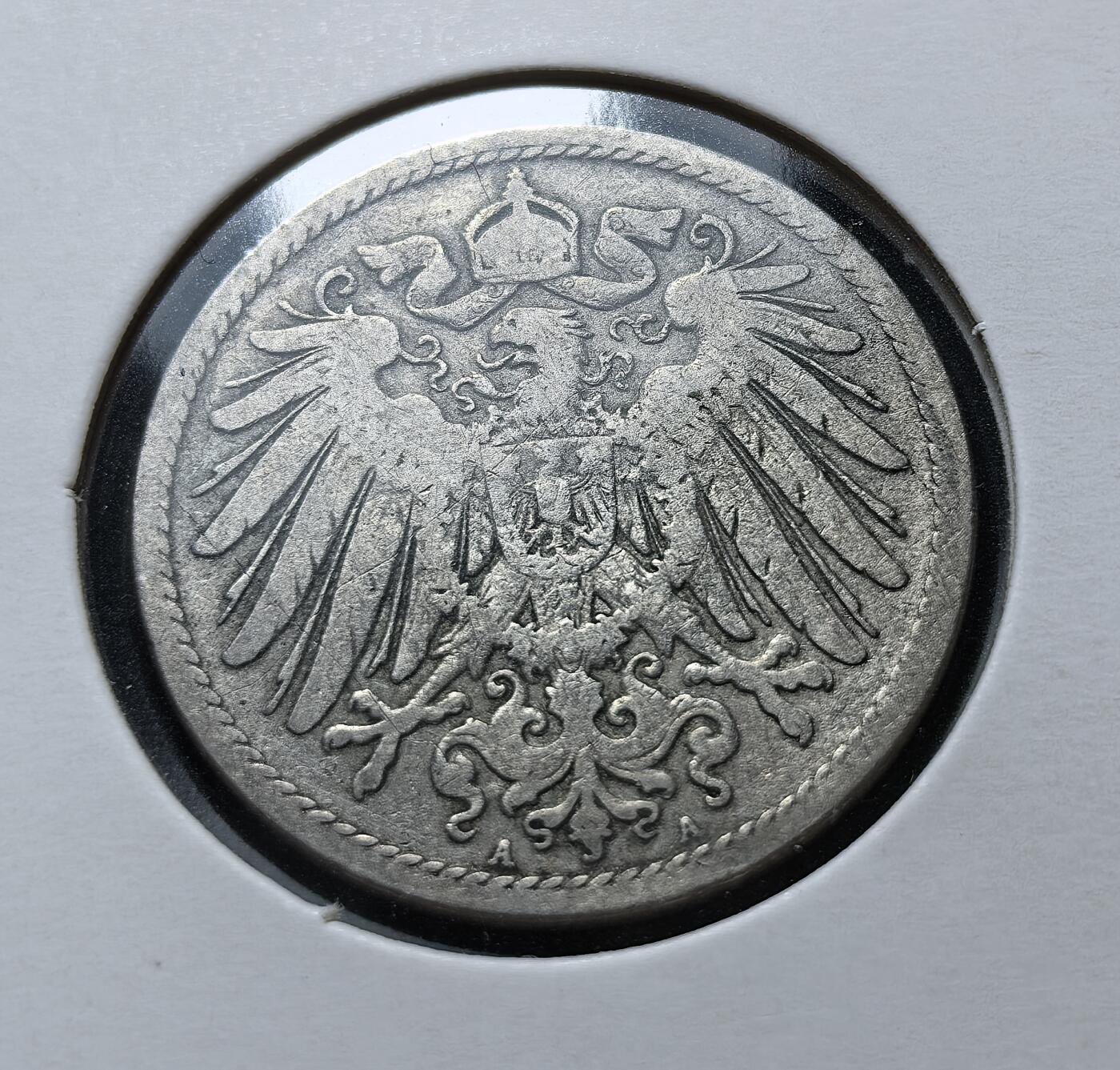 外国优质老铜币银币苏联纪念章，每周六晚九点倒数截拍，满百包邮可寄存，持续收拍 德意志帝国1897年10芬尼A版，属威廉二世时期流通辅币，由柏林铸币厂铸造。正面为面值与国名，背面是帝国鹰徽，见证了第二帝国工业化与殖民扩张阶段的货币体系