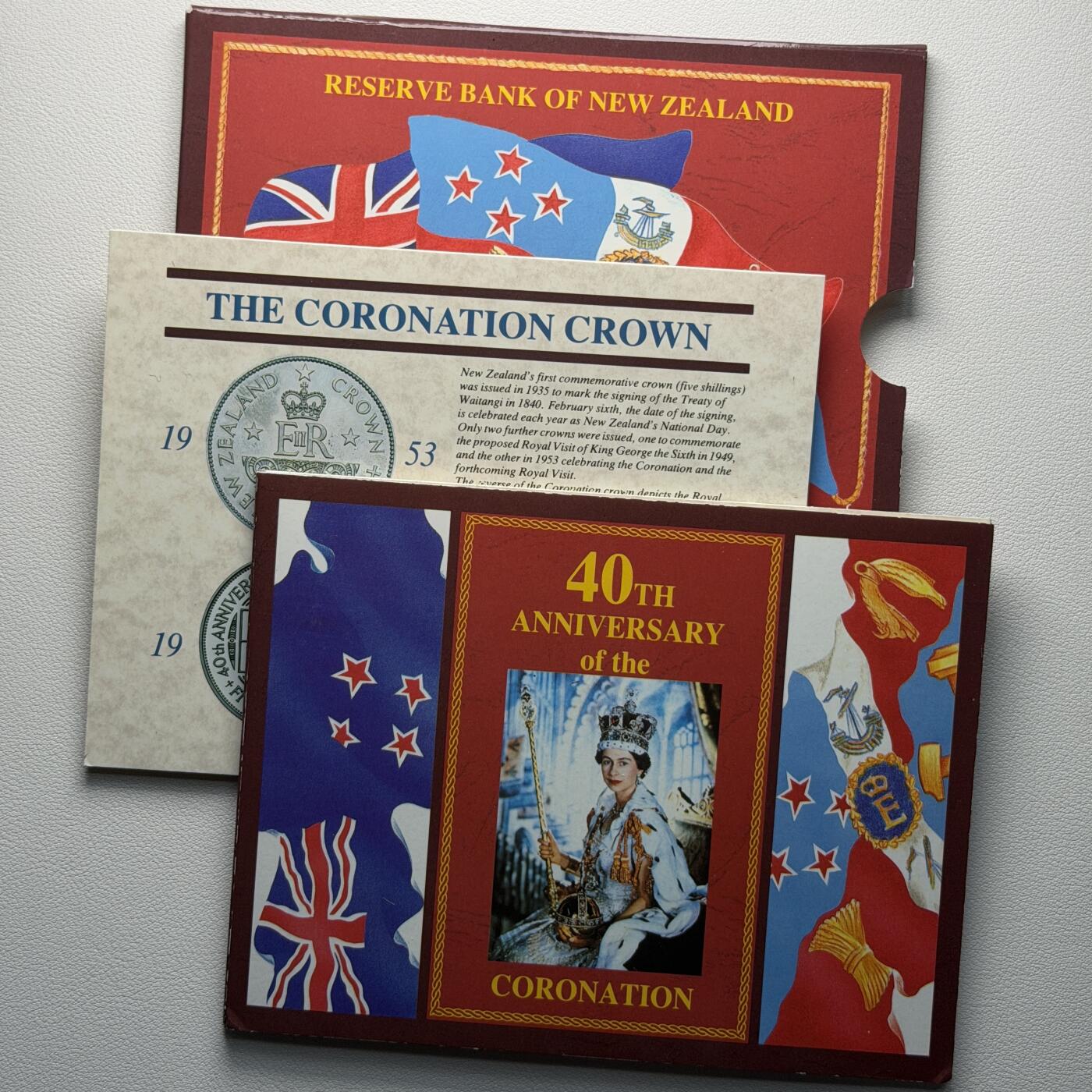 ＜星葵🌻钱币社＞硬币场·第71期·3月10日发货 新西兰1993年女王加冕40周年卡装5元克朗型纪念币