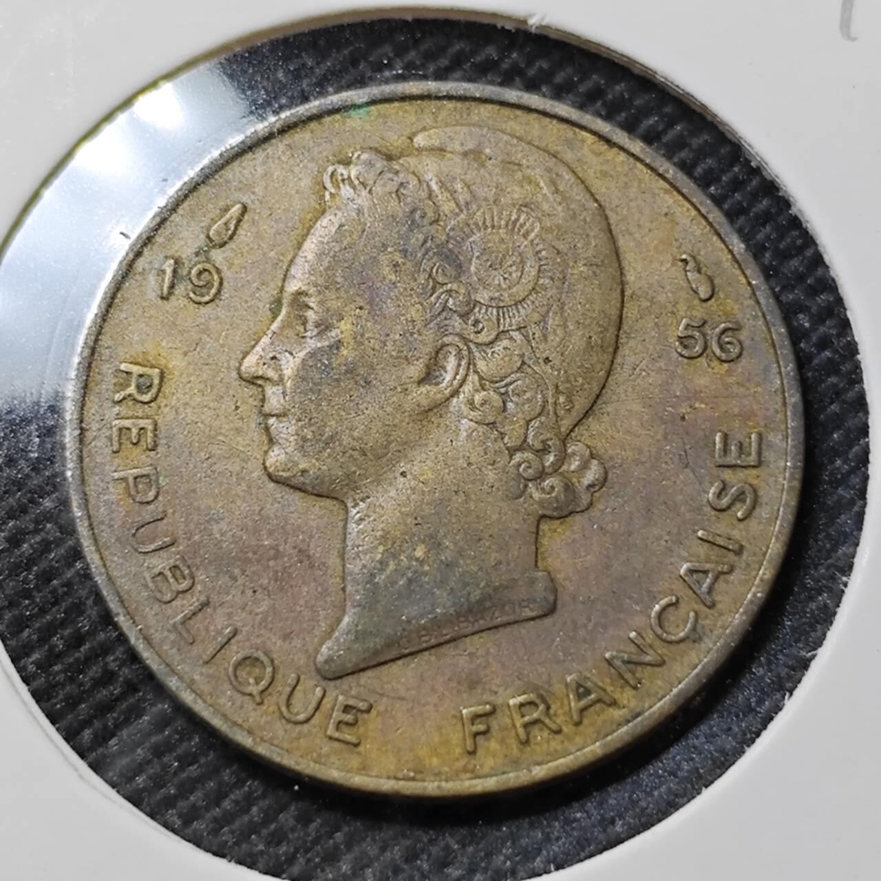 KK钱币收藏小铺   第401期 2月预留时间 周末发货  1956法属西非10法郎铜币