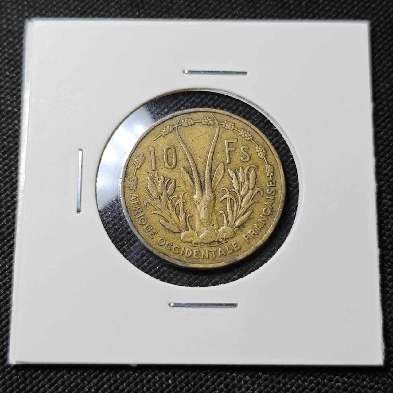 KK钱币收藏小铺   第401期 2月预留时间 周末发货  1956法属西非10法郎铜币