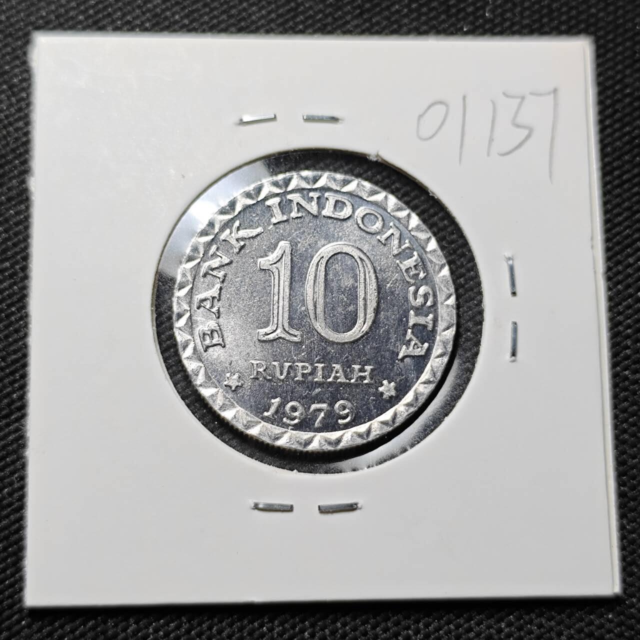 KK钱币收藏小铺   第401期 2月预留时间 周末发货  1979印度尼西亚10卢比纪念币