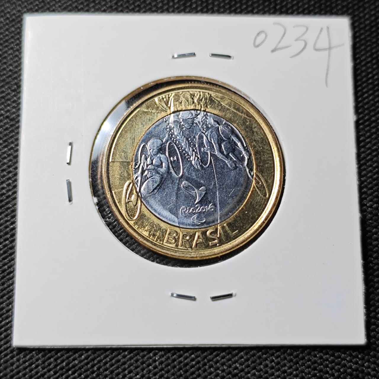 KK钱币收藏小铺   第402期 2月预留时间 周末发货  巴西1瑞斯双色币 纪念币