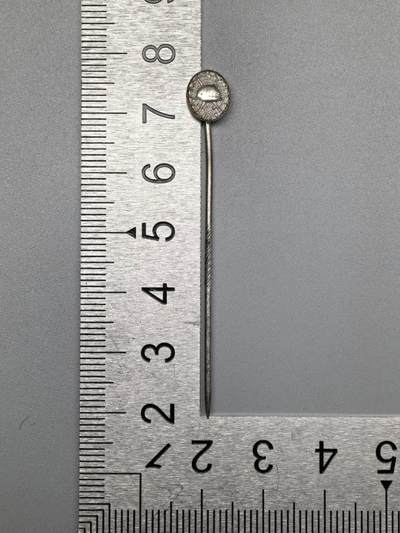 小驴勋章奖章收藏3月7日周六晚六点拍卖（珍爱和平，收藏战争，铭记历史，勿忘国耻，忠党爱国。有偿代拍，送拍规则在简介最后，参拍须阅读规则后再参拍，关系到运费包装发货时效真假辨别等关键信息，拍卖时不再发原图，看大图店主微信码在拍卖店铺介绍里） - 57银级战伤奖章领口插针样式迷你章