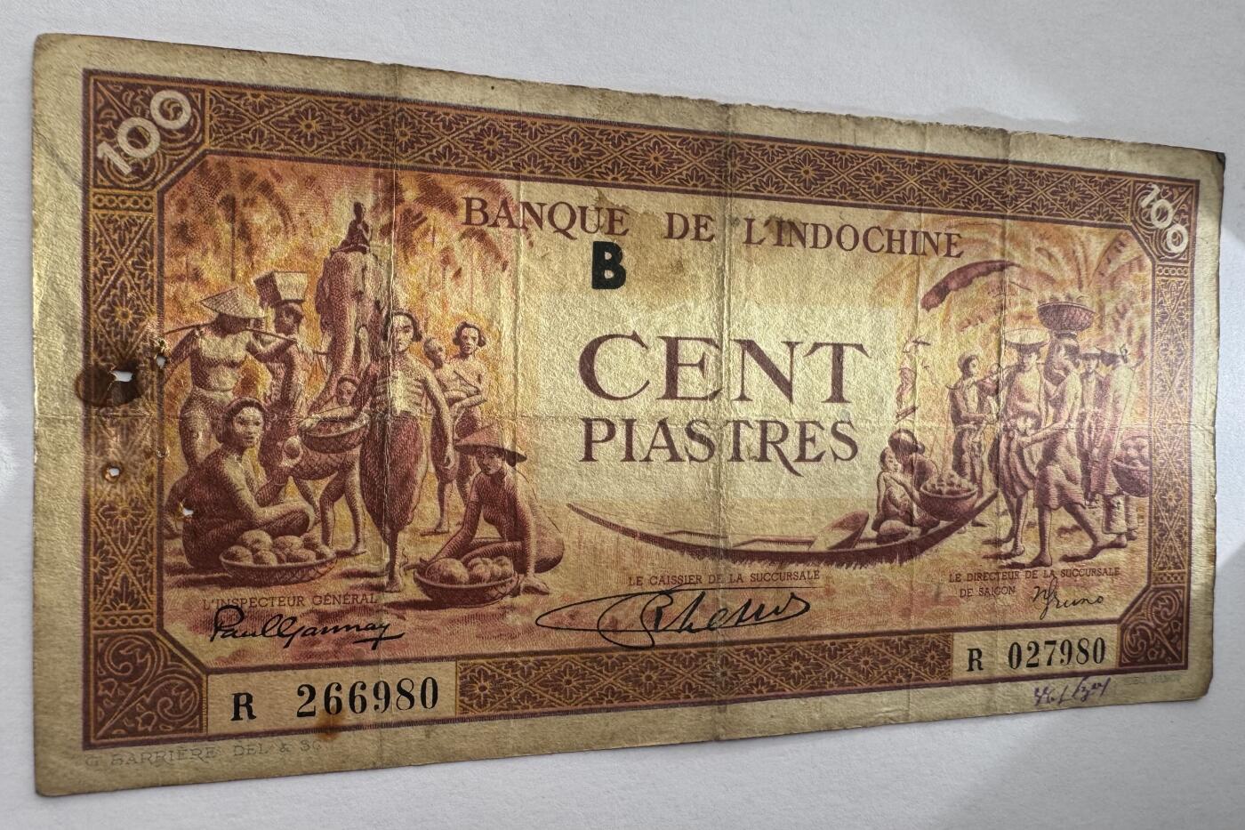 2026第4场（总第231期）：精品测试钞、外钞综合场  法属印度支那/东方汇理银行1942-45年版100元（旧品如图、有订书孔）